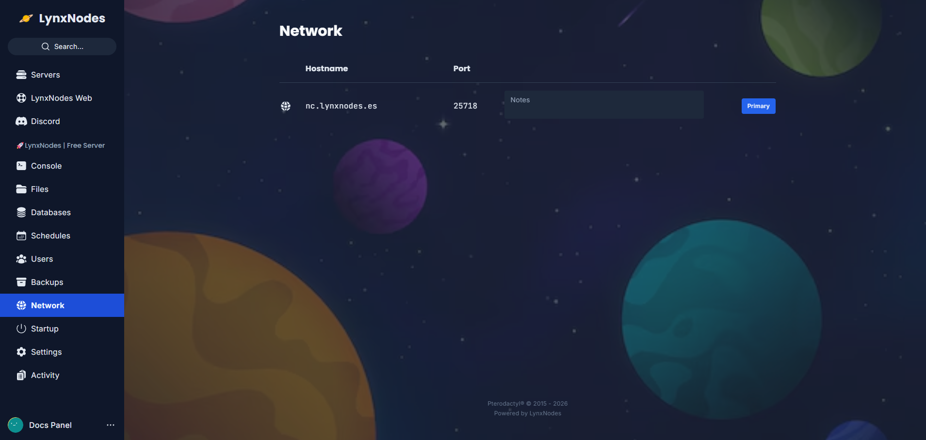 Pestaña de Network del panel de LynxNodes con el hostname y el puerto del servidor